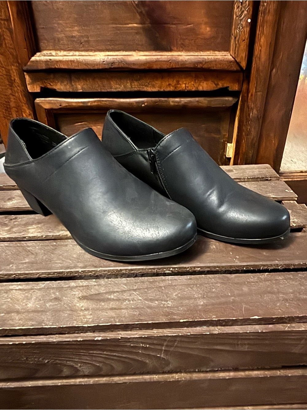 Women’s  Black Slip-On Dress Shoes